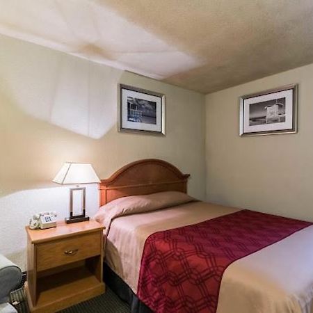 Eco-Inn Suites Baytown Extérieur photo