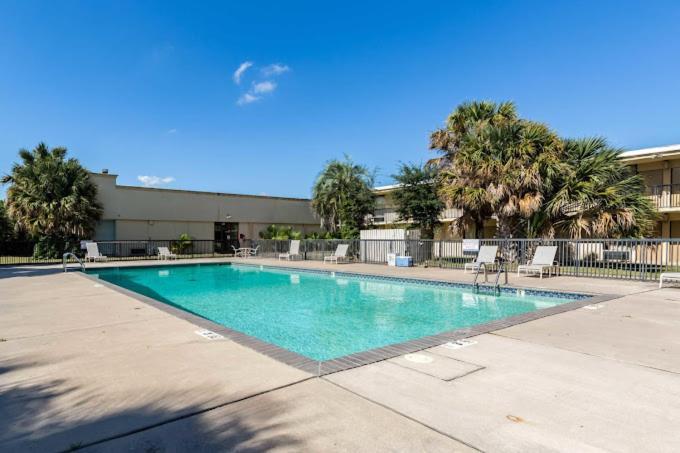 Eco-Inn Suites Baytown Extérieur photo